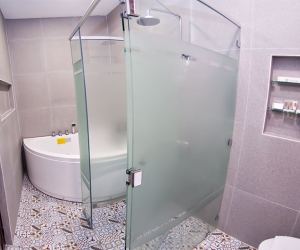 Governor Suites